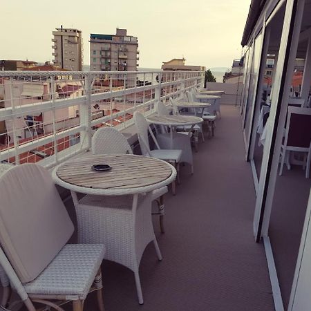Hotel Bella 'Mbriana Фоллоника Экстерьер фото