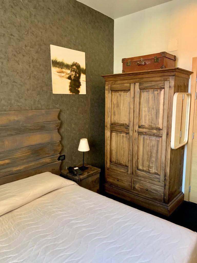 Hotel Bella 'Mbriana Фоллоника Экстерьер фото
