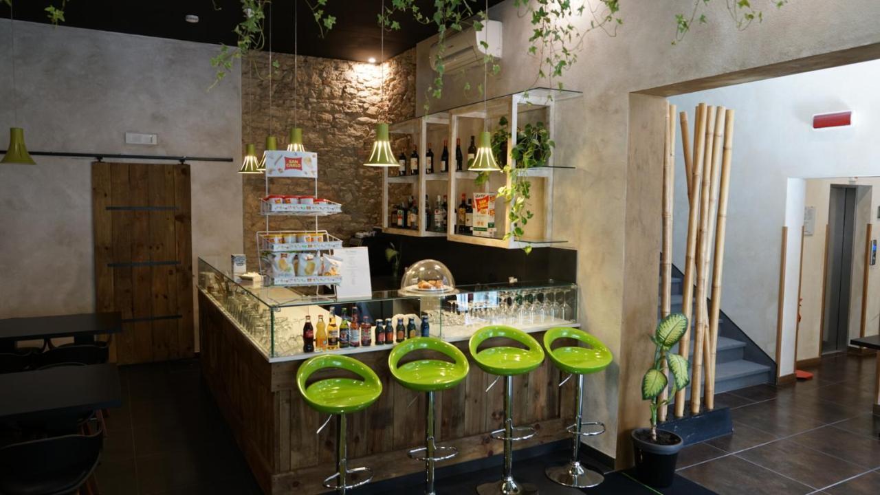 Hotel Bella 'Mbriana Фоллоника Экстерьер фото